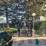 Beachside In Calahonda Διαμέρισμα