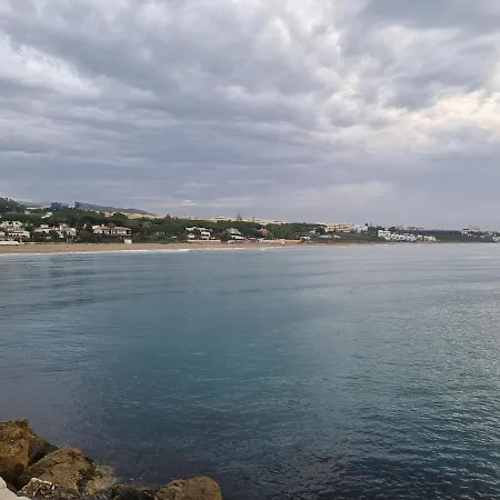 Beachside In Calahonda Appartement