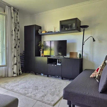 Beachside In Calahonda Appartement *